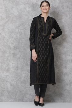 Keep yourself warm yet stylish with Biba winter collection. Made from acrylic material, this charcoal kurta features a straight with gold elements, band collar and full length sleeves. Style with solid bottoms for a monochromatic look Band Collar, Acrylic Material, Winter Collection, Length Sleeve, Full Length, High Neck Dress, Band, Collar, Gold