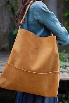 6ae07dcb33ec3b7c814df797cbda0f87desc54513821ri Leather Hobo Bags, Winter Bags, Hippie Bags, Black Leather Tote Bag, Hobo Bags, Black Leather Tote, Leather Bags Handmade, Leather Hobo Bag