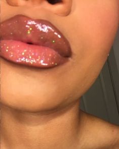 Beauty Hacks Lips, Kissable Lips, Glitter Lips, Lip Art, Glitter Makeup, Glossy Lips