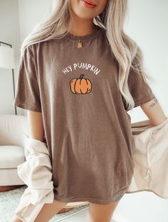 Please read description before purchasing. Please note, for an oversized look, we suggest to size up 1-3 sizes depending on how oversized you would like it. These shirts run like standard unisex tees. Please see size chart. 100% cotton. Comfort Colors brand tee with a cute pumpkin design. Printed with water-based ink. We are hooked on the soft vintage feel of Comfort Colors brand shirts and we know you will be too. Vintage Feeling, Oversized Look, Brand Shirts, Pumpkin Shirt, Comfort Colors Tee, Cute Pumpkin, Pumpkin Design, Branded Shirts, Women's Shirts