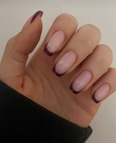 Maroon Tip Nails Square, Short Nails Ideas Maroon, Nails That Match Maroon Dress, French Nails Burgundy Tips, Maroon French Tip Nails Acrylic Square, Most Classy Nails, Wine Red Tip Nails, Plum Tip Nails, Maroon Nail Tips