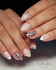 Out There Nails, Classy Vegas Nails, Cheer Mom Nails, Simple Cheetah Print Nails, Popular Nail Designs 2025, Black French With Design, Nails With White Dress, Nails For Tennessee Vacation, Colorful Animal Print Nails