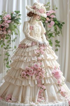 Flower Gown, Vintage Ball Gowns, Best Winter Outfits, Old Fashion Dresses, Doll Clothes Barbie, Fantasy Gowns, Princess Outfits, Vintage Style Dresses