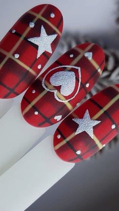 Nail Noel, Plaid Nail Art, Nail Art Noel, Wedding Nail Art Design, December Nails, Christmas Gel, Plaid Nails, Cute Christmas Nails, Christmas Gel Nails