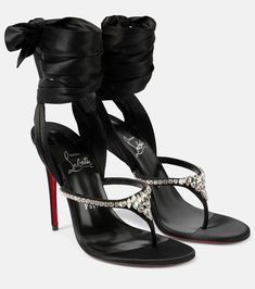 Just Queen Du Desert embellished sandals in black - Christian Louboutin | Mytheresa Pop Shoes, Christian Louboutin Sandals, Minimal Shoes, Mid Heels Pumps, Beautiful Sandals, Louboutin Heels, Embellished Sandals, Ankle Boots Flat, Kitten Heel Pumps