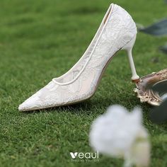 Chic / Beautiful White Lace Flower Wedding Shoes 2021 8 cm Stiletto Heels Pointed Toe Wedding Pumps High Heels Summer Wedding Shoes Fitted, Elegant Pointed Toe Wedding Shoes For Ceremony, Fitted Pointed Toe Heels For Wedding, Fitted Summer Wedding Shoes, Elegant Closed Toe Bridal Accessories, Elegant Low Heel Wedding Shoes For Bride, Fitted Wedding Shoes With Pointed Toe, White Fitted Wedding Shoes For Bride, Elegant Low Heel Bridal Heels