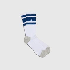 86% organic cotton, 12% nylon, 2% elastane Ribbed Stripe detail Embroidered star "A" logo Sporty Stretch Cotton Socks, Sporty Cotton Socks For Streetwear, Cotton Socks With Ribbed Cuffs, Comfortable Cotton Socks With Ribbed Cuffs, Breathable Cotton Socks For Streetwear, Breathable Blue Cotton Socks, Breathable Stretch Cotton Socks, Breathable Cotton Stretch Socks, White Stretch Cotton Socks