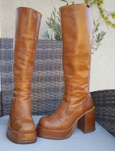 70s Brown Boots, Brown 70s Boots, 70s Style Boots, Gogo Boots Outfit, 70s Boots, 70s Shoes, Tan Leather Boots, Brown Knee High Boots