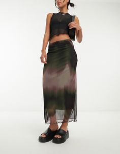 Nederdel fra ASOS DESIGN Looket til benene Lavtaljede Elastisk talje Bølget kantsyning Normal pasform Summer Midi Skirt Outfits, Midi Skirt Outfits, Midi Rock Outfit, Low Waist Skirt, Mesh Midi Skirt, Boho Rock, Midi Skirt Outfit, Rock Outfit, 90s Outfit