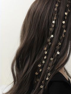 Dorato Casual Collar  Rame  Clip a Scatto per Capelli Embellished Hair With Decoration, Hair Accessories Ideas For Women, Cool Hairstyles With Accessories, Aesthetic Gold Accessories, Prom Hairstyles Accessories, Pretty Unique Hairstyles, Prom Hair Accessories Gold, Cute Aesthetic Hair Accessories, Hairstyles With Chains