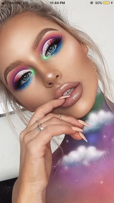 Fantasy Make-up, Makeup Cantik, Make Up Designs, Christmas Eye Makeup, Mekap Mata, Alat Makeup, Makeup Tip, Smokey Eye Tutorial, Disney Makeup