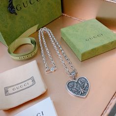 1:1 REPLICA JEWELRY   This product is of the best quality.  The production time is 3-5 working days.  Includes box, dust bag, care manual, booklet, card, bill of sale.. Gg Collection, Bill Of Sale, Replica Jewelry, Luxury Jewelry, Heart Necklace, Dust Bag, Gucci