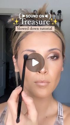 Glowy Eyeshadow Look, Younique Makeup Looks, Easy Brown Eyeshadow Step By Step, How To Makeup Eyeshadow, Perfect Smokey Eye, Matte Finish Makeup Look, Eye Shadow How To, Eye Makeup How To, Make Up Tutorial Eye Shadow