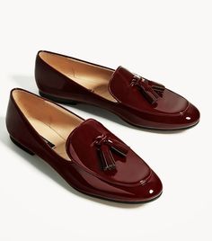 Tassel Shoes, Classy Shoes, Loafer Shoes Women, Travel Shoes, Tassel Loafers, Shoes Loafers, Stylish Shoes, Red Shoes