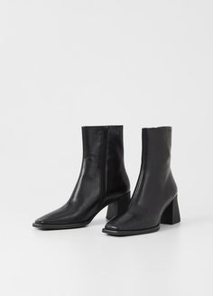 Vagabond - Hedda | Boots | Black | Woman Vagabond Hedda, Mid High Boots, Vagabond Shoes, Neutral Shoes, Cream Shoes, Square Toe Boots, Square Toe Heels, Shoe Boutique, Black Leather Ankle Boots