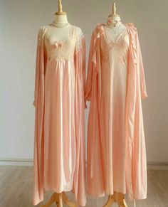 Royal Pajamas Aesthetic, Sleeping Gown Aesthetic, Flowy Nightgown, Princess Sleepwear, Gown Aesthetic, Cute Nightgowns, Night Wear Dress