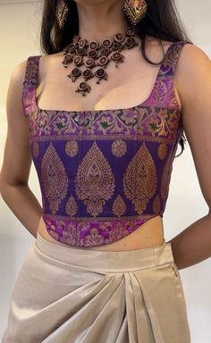 Corsets - Mogra Designs Indian Outfits Modern, Indo Western Outfits, Structured Corset, Sangeet Outfit, Trendy Outfits Indian, Fashionable Saree, Traditional Blouse Designs, Model Blouse