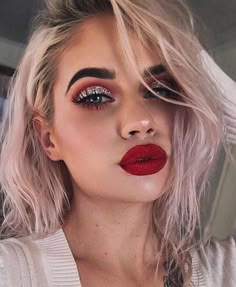 Lipstick Burgundy, Wine Lipstick, Best Eyeshadow Palette, Prom Makeup Looks, Red Dress Makeup, Red Lip Makeup