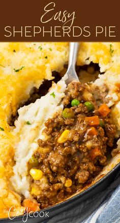 A spoon scooping up shepherds pie with ground beef , vegetables, and mashed potatoes. Resepi Biskut, Beef Casserole Recipes, Dinner With Ground Beef, Ground Beef Recipes Easy, Ground Beef Recipes For Dinner, Shepherd's Pie, Beef Recipes Easy, Easy Casserole Recipes, Beef Recipes For Dinner