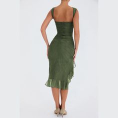 Step into elegance with our chic green ruched bodycon dress, designed for the modern fashionista. This sleeveless beauty flaunts a sabrina neckline and an alluring front ruffle split, creating a silhouette that's both refined and captivating. Delicate ruffles at the hem enhance the overall look, making it a standout choice for any special occasion. Crafted with care, this dress combines comfort with high-fashion style, ensuring you’ll shine all night long. Color: GreenSilhouette: SheathLength: M Summer Dress Midi, Chiffon Summer Dress, Elegante Y Chic, Cosmopolitan Magazine, Elegant Midi Dresses, Ruffle Midi Dress, Women's Robe, Ruched Midi Dress, Midi Dress Party