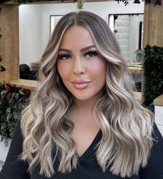 Juliette Siesta Key Hair, Ashy Blonde Hair With Dark Roots, Fall Hair Colors For Blondes Straight, Ash Blonde Balayage Dark Roots, Blonde Balayage 2023, Blonde Balayage Brown Hair, Ashy Beige Blonde Hair, Ashy Babylights, Ashy Light Brown Hair Balayage