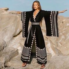 Maxi Dress Outfit Summer, Mode Tips, Mode Kimono, Maxi Dress Outfit, Mode Abaya, Classy Casual, Maxi Skirts, Kimono Dress