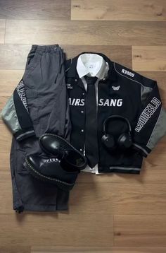 Sporty Jacket, Classy Outfits Men, Fashion Shorts, Men Stylish Dress, Outfit Inspo Casual