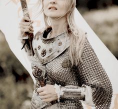 — aelin ashryver galathynius Armor Historical, Visenya Targaryen, Astrid Hofferson, Aelin Ashryver Galathynius, Aelin Galathynius, Crown Of Midnight, Jeanne D'arc, Empire Of Storms