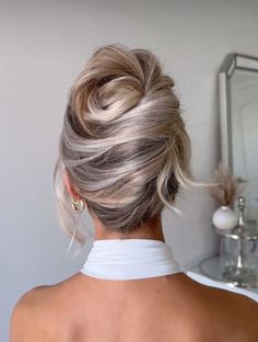 Hair Up For Party, Unique Wedding Updos, Updo For Heavy Hair, Bridal Shower Updo, Hair Up Styles For Prom, Bun Up Do, Wedding French Twist, Glam Bridal Hair Updo, Wedding Updo Blonde