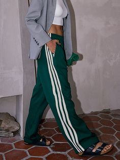 Casual Striped Patchwork Pants Affordable Adidas Sporty Pants, Adidas Womens Sweats, Madrid Street Style Summer, Green Side Stripe Pants For Streetwear, Green Pants With Side Stripes For Streetwear, Green Streetwear Pants With Side Stripes, Green Athleisure Bottoms With Side Stripes, Green Sweatpants With Side Stripes For Streetwear, Green Bottoms With Side Stripes For Streetwear