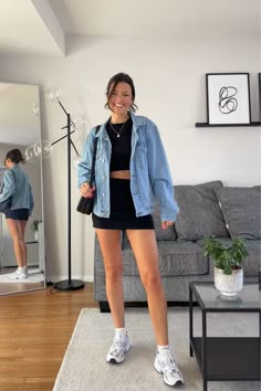 Black Skirt White Sneakers Outfit Ideas, Black Jean Jacket Outfits Summer, Fall Easy Outfits, Nyc Summer Outfits Casual, Athletic Skirt Outfit Ideas, Fall In Hawaii Outfits, Jean Skirt And Tshirt Outfits, First Date Brunch Outfit, Denim Skirt Sneakers Outfit