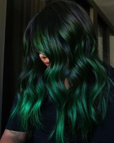 Emerald Green Hair, Emerald Hair, Green Hair Dye, Dramatic Hair, Hair Tinsel, Punk Hair, Hair Laid, Alternative Hair