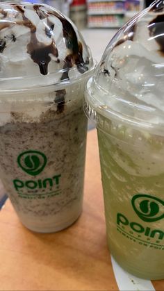 minuman Coconut Milkshake, Cookies N Cream, Less Sugar, Nature Music, Cookies N Cream Cookies, Summer Nature, Oreo Cookies, Frappe