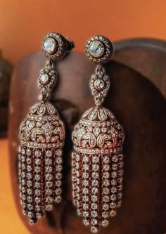 Luxury Jeweled Chandbali Chandelier Earrings, Bollywood Style Kundan Jeweled Chandelier Earrings, Bollywood Style Kundan Chandelier Earrings, Elegant Kundan Jeweled Chandelier Earrings, Luxury Bollywood Kundan Chandelier Earrings, Drop Earrings, Pattern