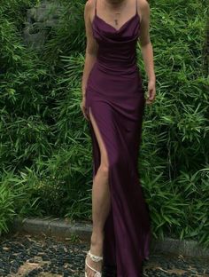 Item Details ： Product Number : SD1342 Fabric: Mermaid Silhouette：Satin Sleeves : Sleeveless Back Style: Zipper Dark Purple Dresses, Mermaid Prom Dresses Lace, Spaghetti Strap Prom Dress, 파티 드레스, Purple Prom Dress, Floor Length Prom Dresses, Satin Evening Dresses, Sequin Prom Dresses, Prom Dress Inspiration