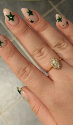 Almond Nail Inspo Stars, Green And Black Star Nails, Sage Green Star Nails, Dark Green Xmas Nails, Dark Green Star Nails, Grunge Green Nails, Green And Black French Tip Nails, Green Alt Nails, Green Stars Nails