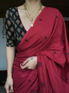 Cotton Blouse Design, Saree Blouses Designs, Simple Saree Designs, Cotton Saree Blouse Designs, Cotton Saree Blouse, Blouses Designs, Fashionable Saree Blouse Designs, Cotton Saree Designs, Linen Sarees