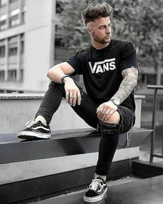 White Vans Outfit Mens, All Black Vans Outfit, Black And White Vans Outfit, White Vans Outfit, Black Vans Outfit, Vans Outfit Men, Outfit Vans, All Black Vans, Sneaker Vans