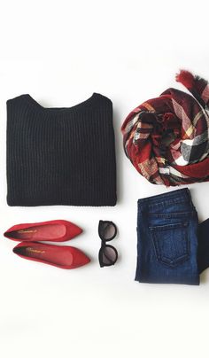 #lovelulus Red Flats, Mode Casual, Wearing Red, Clothes And Accessories, Fall Winter Outfits, Coco Chanel