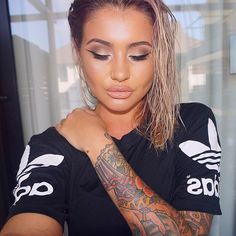 JAMIE GENEVIEVE @jamiegenevieve Update: Having a ...Instagram photo | Websta (Webstagram) Jaime Genevieve, Jamie Genevieve, Woman Tattoos, Ashley Piercing, Downtown Living, Fresh Clothes, Long Hairstyle, Cake Face, Beauty Influencer