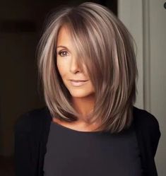 Med Length Womens Haircuts, Laura Wright Hair, Grey Hairstyles, Long Bobs, Birthday Hair, Shoulder Length Hair Cuts, Haircuts For Medium Hair, Haircut And Color, Penteado Cabelo Curto