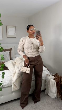 Minimalist Neutral Outfits Women, Therapist Outfits Black Women, Soft Autumn Color Palette Black Women, Cute Jury Duty Outfit, Auntie Outfit Ideas, Tall Business Casual Outfit, Fall Fashion Outfits Business Casual, Pretty And Polished Aesthetic, Office Aesthetic Woman Outfit