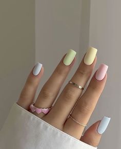 Classy Short Nails, Nails Colour, Best Summer Nails, Beauty Hacks Nails, Hello Nails, Sandals Cute, Fancy Nails Designs, Simple Gel Nails, Casual Nails