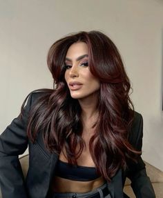 Wine Hair Color, Cherry Red Hair, Rambut Brunette, Wine Hair, Red Hair Inspo, Cherry Hair