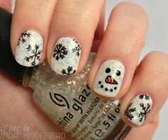 christmas nails Nail Art Noel, Snowman Nails, Unghie Nail Art, Cute Christmas Nails, Nails Today, Christmas Nail Art Designs, Holiday Nail Art, Winter Nail Art, Nailed It