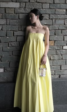 Sleeveless Dress With Inner Top, Linen Cocktail Dress, New Western Dresses 2024, School Farewell Dress Ideas, Cotton Yellow Dress, Minimalist Dress, Simple Frocks, Balloon Dress, Frock For Women