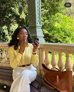 Business Casual Outfits Winter, Old Money Outfit, White Pants Outfit, Smart Casual Women, Money Outfit, Classic Style Outfits, Stylish Summer Outfits, Black Femininity, Classy Work Outfits