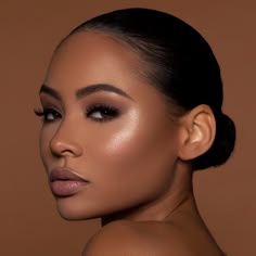 SCULPT, HIGHLIGHT and GLOW! The Contour Makeup Palette is the secret to a perfectly buildable blend. The buttery, rich formula creates a flawless contour map for an all day hold that will enhance your natural complexion.Each Trio utilizes its own array of undertones and pigmentation for an ideal match for every skin to