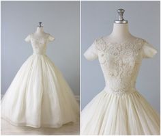 short sleeves 1950s Ballgown, Priscilla Of Boston Wedding Dresses, Wedding Dress 50s, Boston Wedding Dress, Vintage Lace Top, Ballroom Wedding Dresses, Prom Dress Short, Ballgown Dress, Ivory Bridal Gown