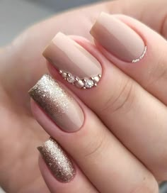 So pretty i want these!! Ongles Beiges, Nagel Tips, Bridal Nails, Classy Nails, Color Rojo, Fancy Nails, Nail Extensions, Manicure E Pedicure, Square Nails